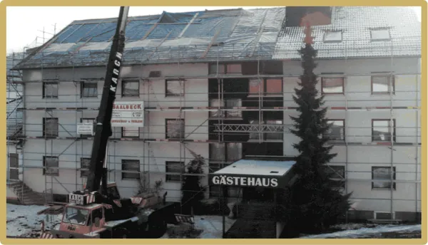 Bauarbeiten am Gästehaus des Hotel Dirsch
