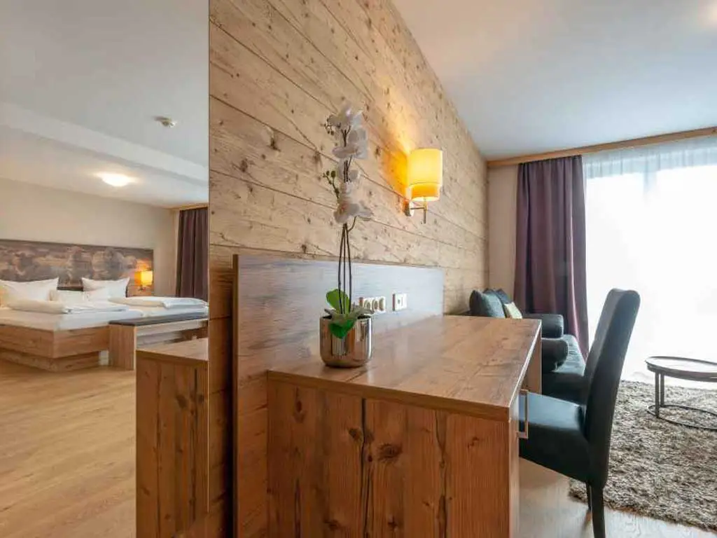 Hotel Dirsch Junior Suite Deluxe #05